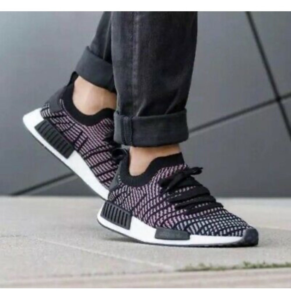 ADIDAS NMD R1 STLT PRIMEKNIT SOLAR PINK  (13) - Picture 2 of 12